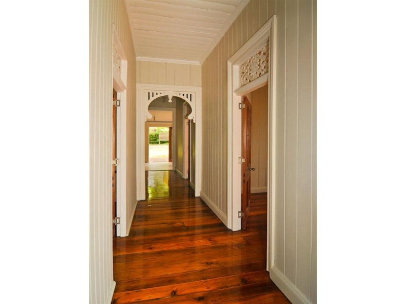 18 Lucy Street, Albion QLD 4010