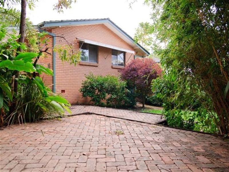 12 Sumar Street, Wavell Heights QLD 4012