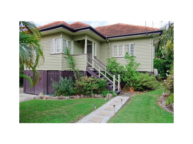 9 Barrhead Street, Wavell Heights QLD 4012