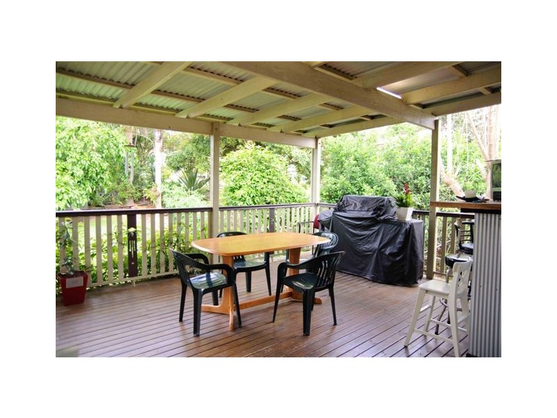 9 Barrhead Street, Wavell Heights QLD 4012