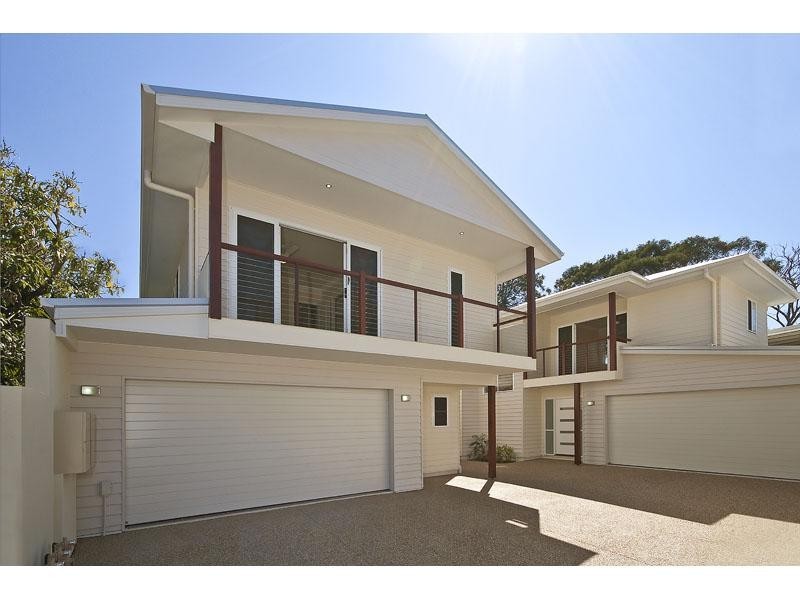 68 Winchester Street, Hamilton QLD 4007