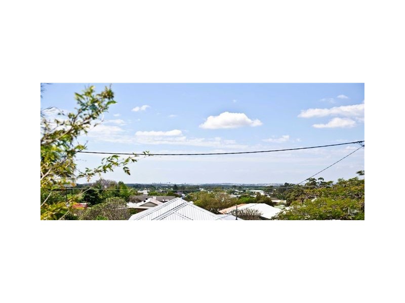 12 Cambridge Street, Nundah QLD 4012