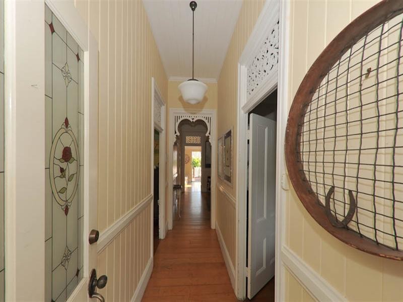 11 Amelia Street, Albion QLD 4010