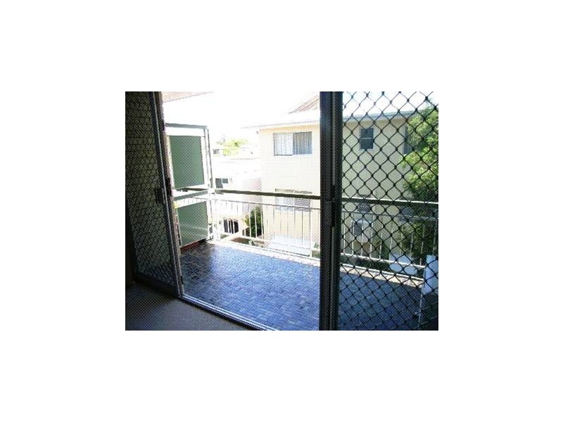 4/93 Racecourse Road, Ascot QLD 4007