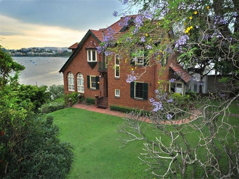 25 Mullens Street, Hamilton QLD 4007