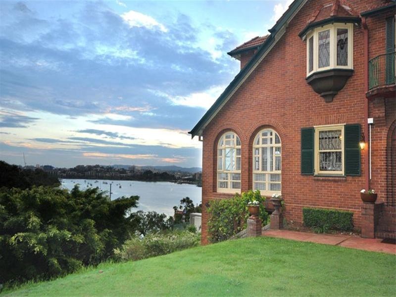 25 Mullens Street, Hamilton QLD 4007