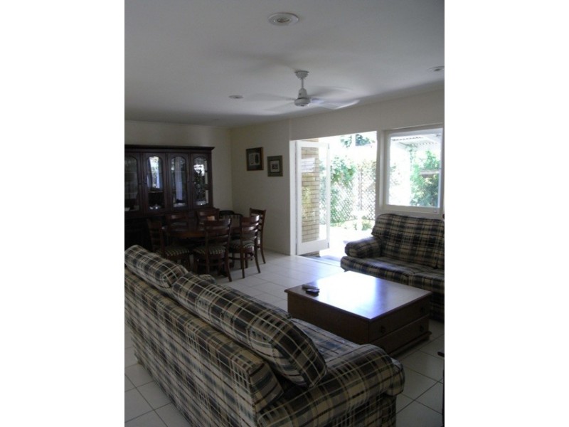 23 Agnes Street, Albion QLD 4010