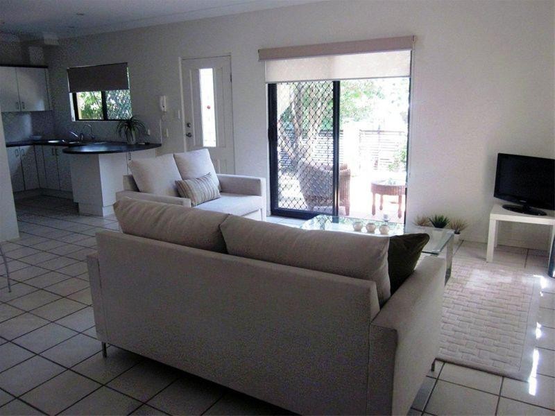 1/10 Fifth Avenue, Wilston QLD 4051