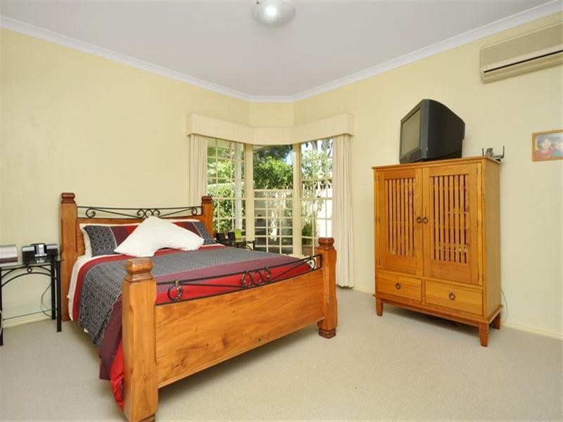 69 Lilley Street, Hendra QLD 4011