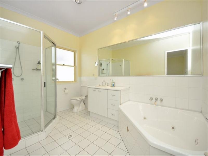 69 Lilley Street, Hendra QLD 4011