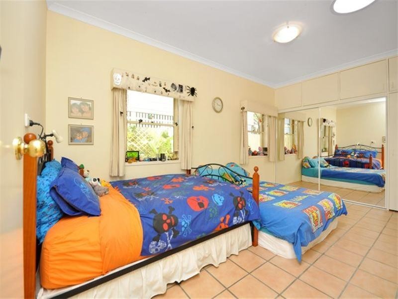 69 Lilley Street, Hendra QLD 4011