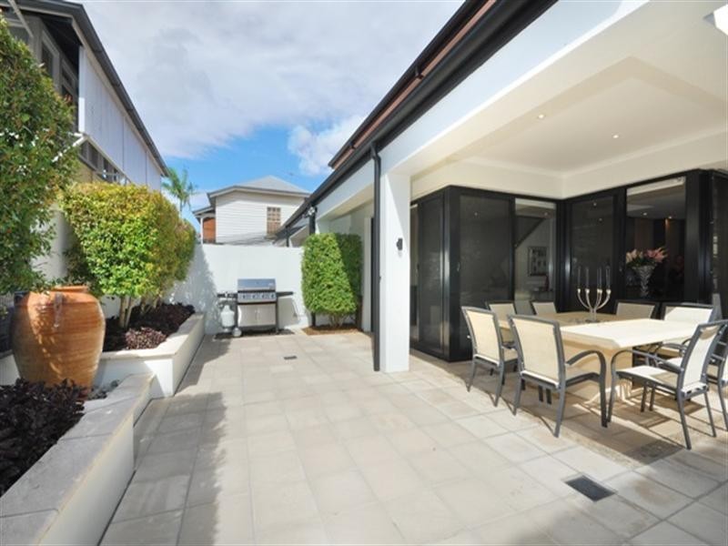 35 Drane Street, Clayfield QLD 4011