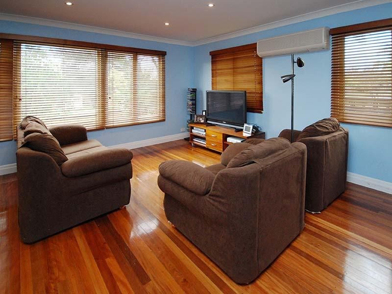 10 Hoxton Street, Arana Hills QLD 4054