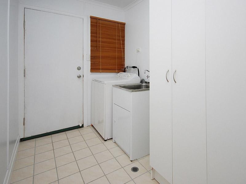 10 Hoxton Street, Arana Hills QLD 4054