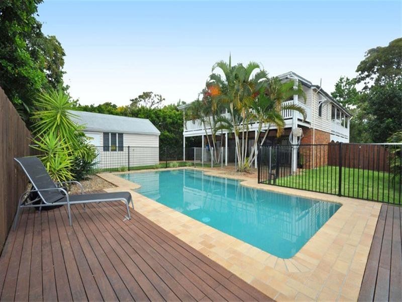 15 Cooma Street, Clayfield QLD 4011