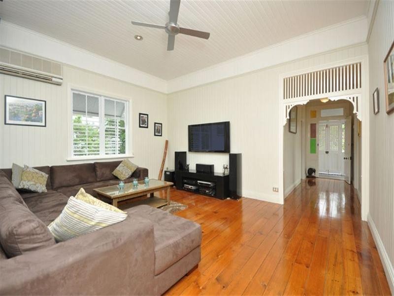 15 Cooma Street, Clayfield QLD 4011