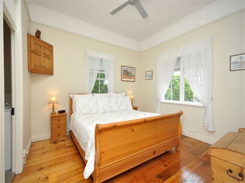 15 Cooma Street, Clayfield QLD 4011