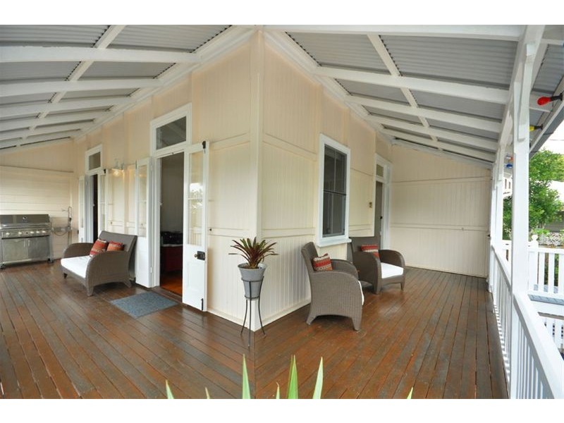 15 Cooma Street, Clayfield QLD 4011