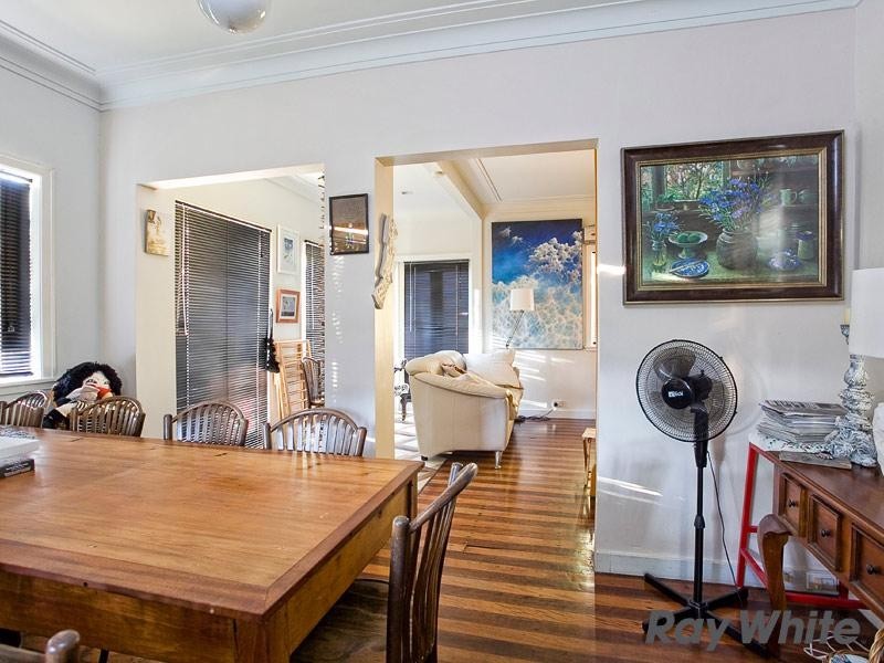 29 Lansdowne Street, Newmarket QLD 4051