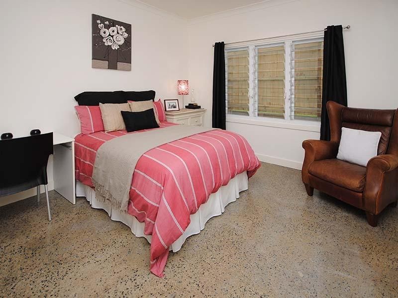 6 Sheena Street, Geebung QLD 4034