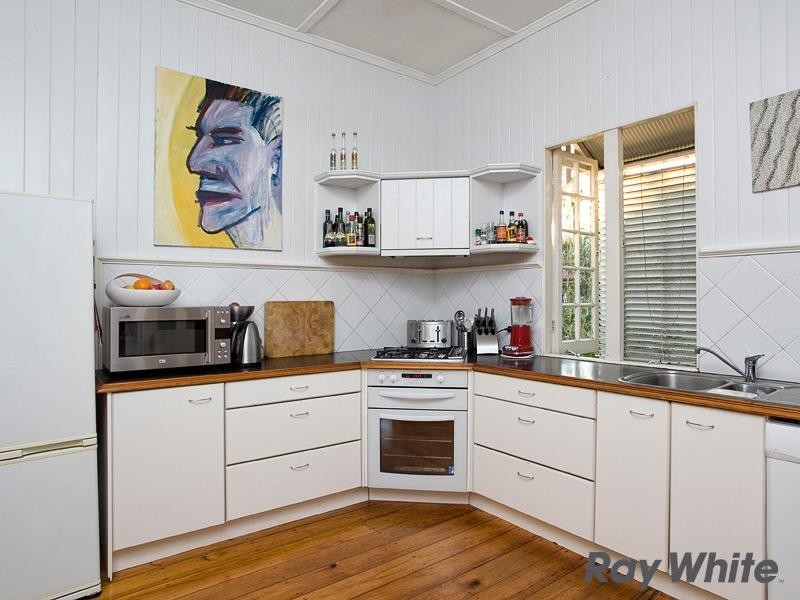 37 Montpelier Street, Grange QLD 4051