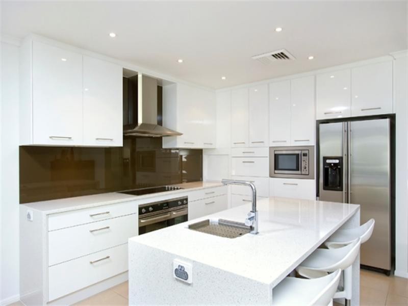 8 McIntyre Street, Hendra QLD 4011