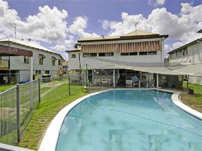 26 Winchester Street, Hamilton QLD 4007