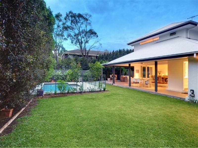 10 Sapsford Street, Northgate QLD 4013