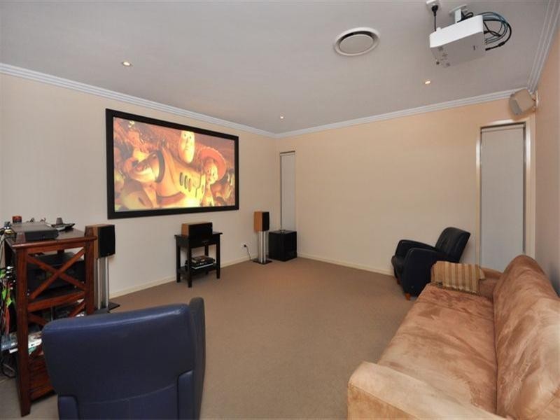 10 Sapsford Street, Northgate QLD 4013