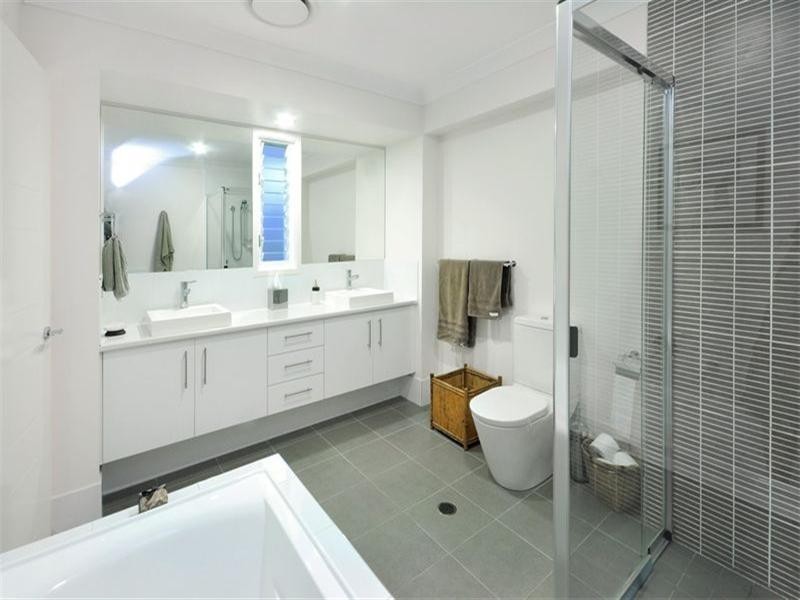 10 Sapsford Street, Northgate QLD 4013