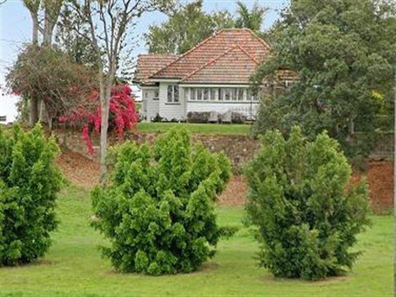 68 Eighth Avenue, Kedron QLD 4031