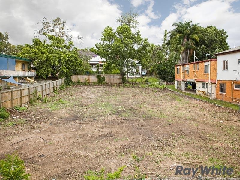 27 Bowen Street, Windsor QLD 4030