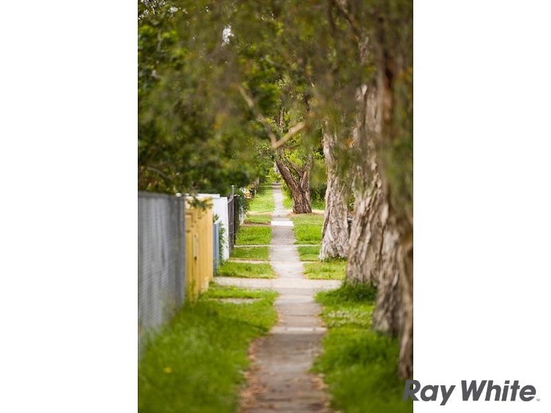 27 Bowen Street, Windsor QLD 4030