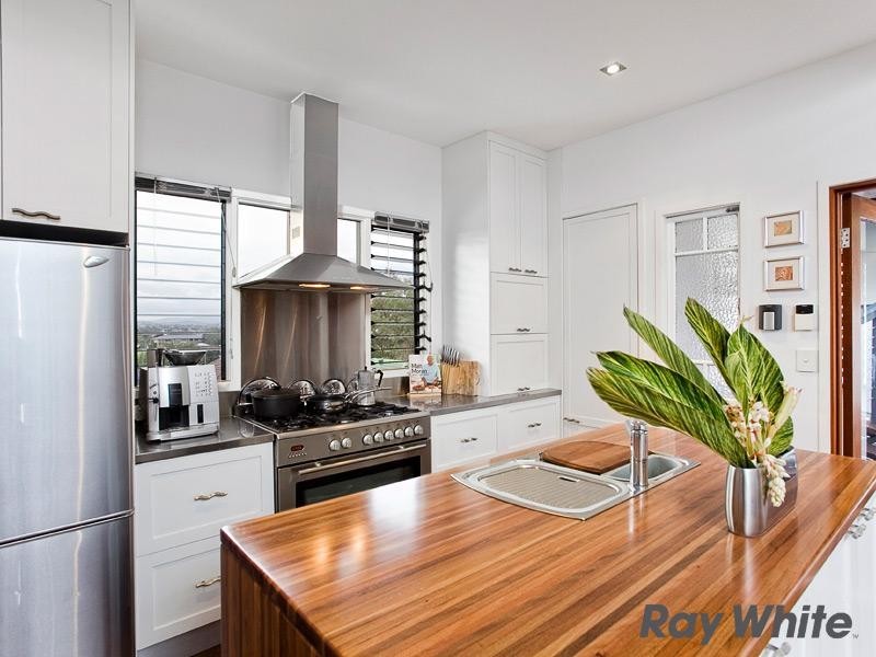 8 Hall Street, Alderley QLD 4051