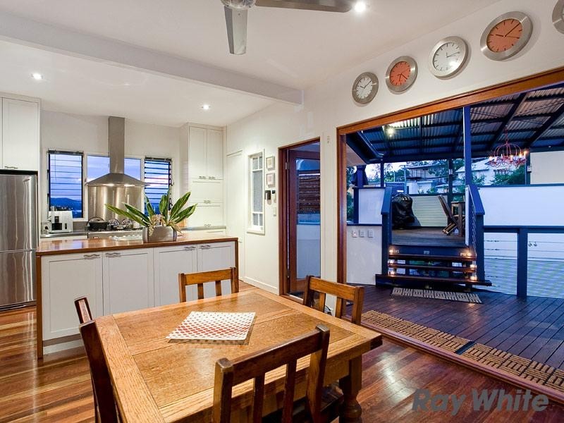 8 Hall Street, Alderley QLD 4051