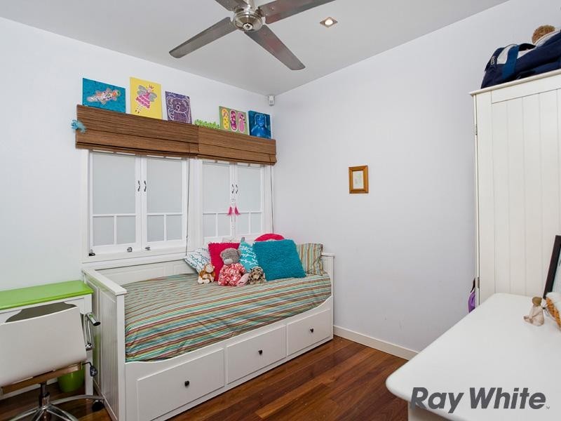 8 Hall Street, Alderley QLD 4051