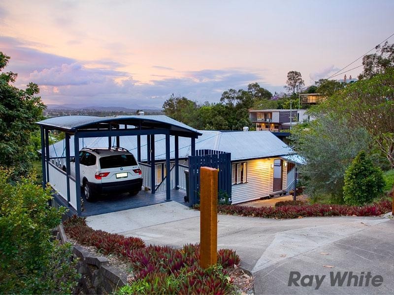 8 Hall Street, Alderley QLD 4051