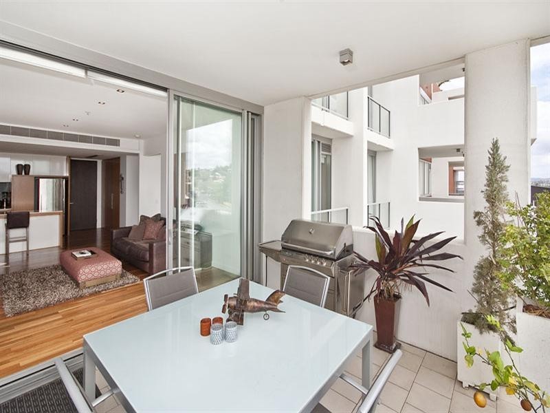 114/37 Harbour Road, Hamilton QLD 4007