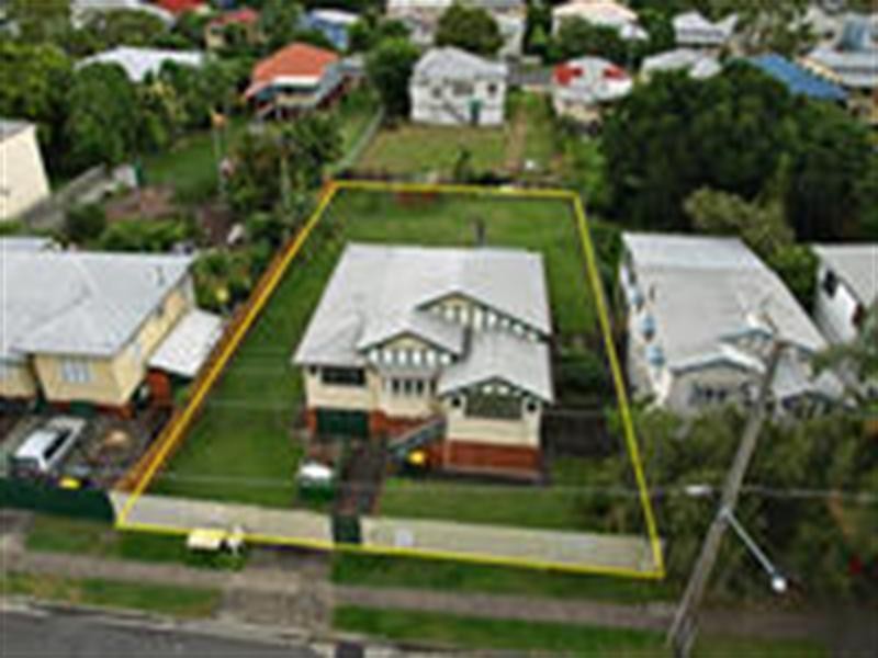 77 Albion Road, Albion QLD 4010