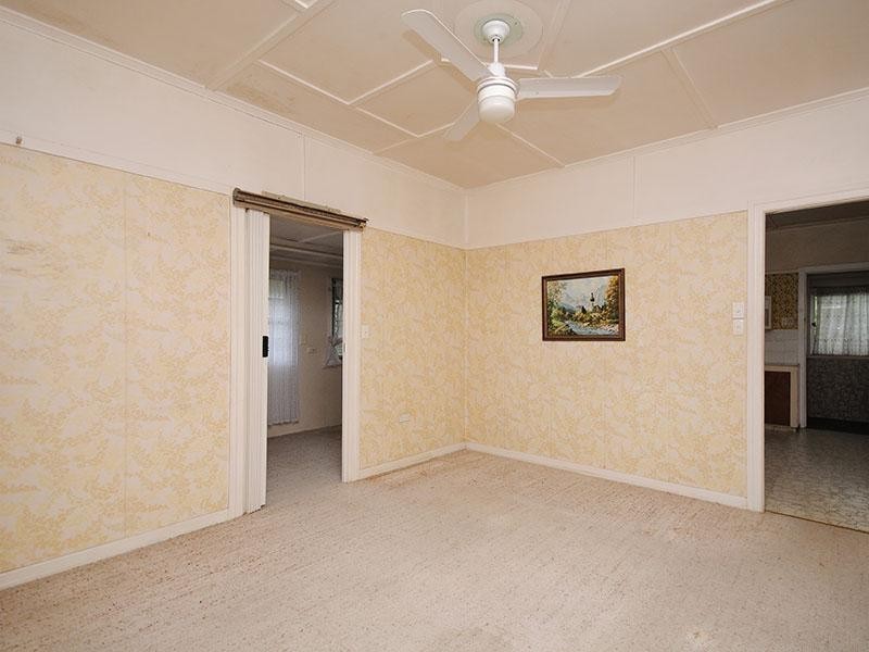 195 Edinburgh Castle Road, Wavell Heights QLD 4012