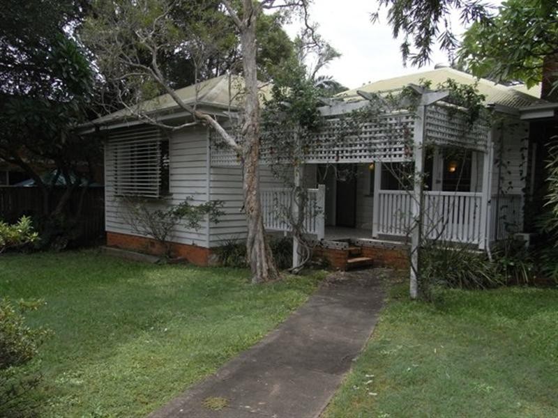 12 Childs Street, Clayfield QLD 4011