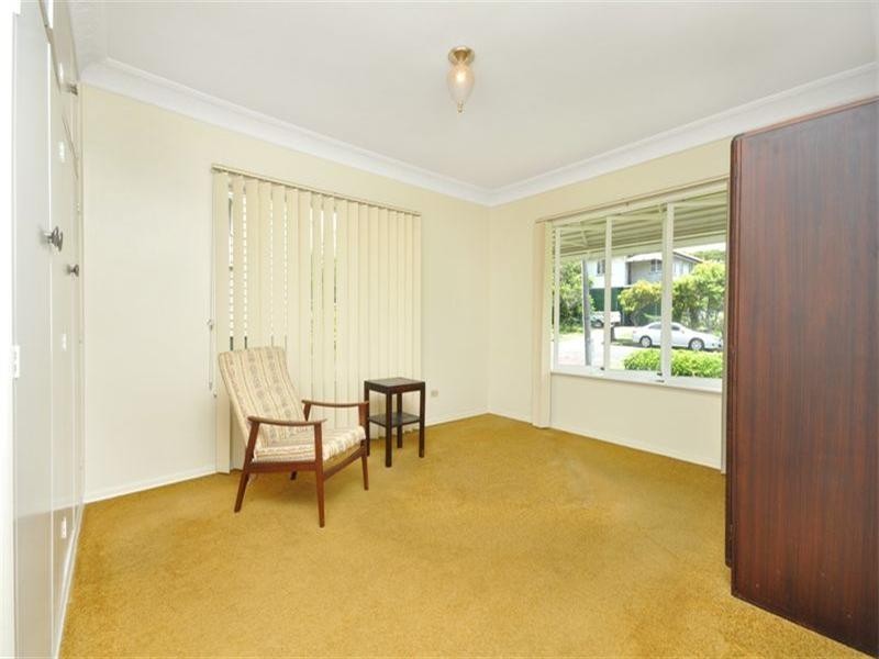 8 Laura Street, Tarragindi QLD 4121