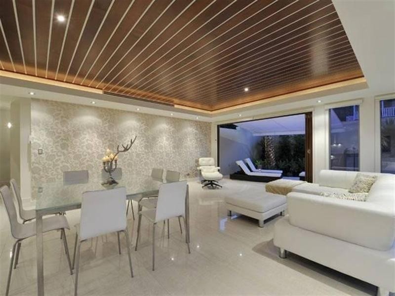 8 BEAUFORT Lane, Clayfield QLD 4011