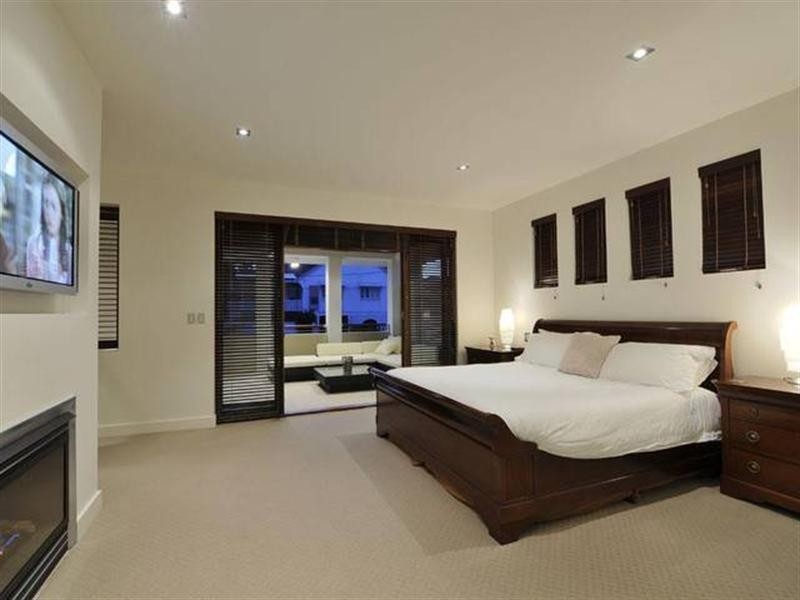 8 BEAUFORT Lane, Clayfield QLD 4011