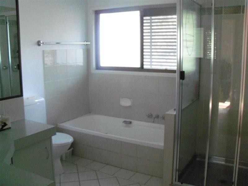 150 Nelson Street, Wooloowin QLD 4030