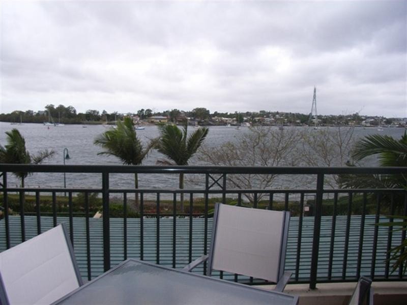 208/57 Newstead Terrace, Newstead QLD 4006