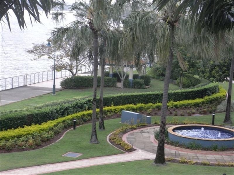 208/57 Newstead Terrace, Newstead QLD 4006