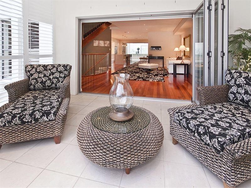 21 Lynell Street, Hamilton QLD 4007