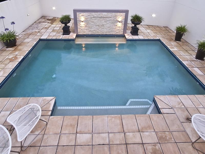 21 Lynell Street, Hamilton QLD 4007