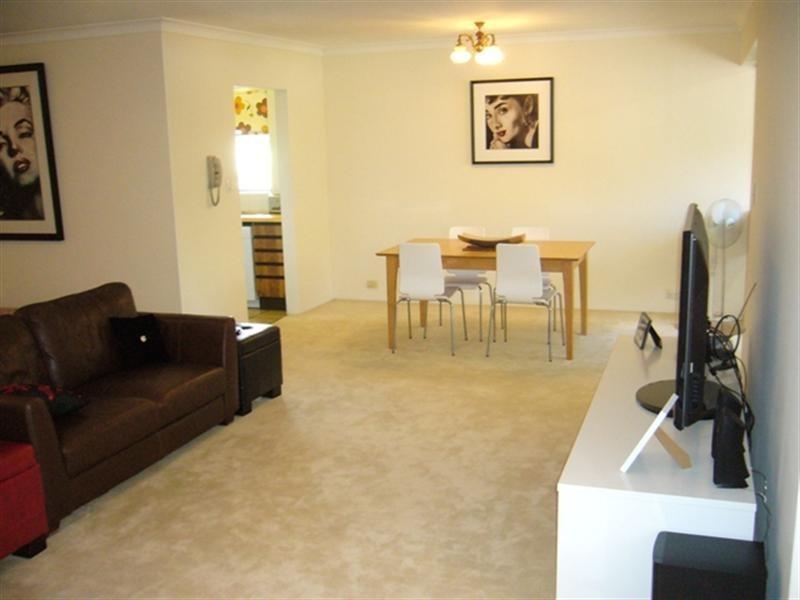 2/16 Wellington Street, Clayfield QLD 4011